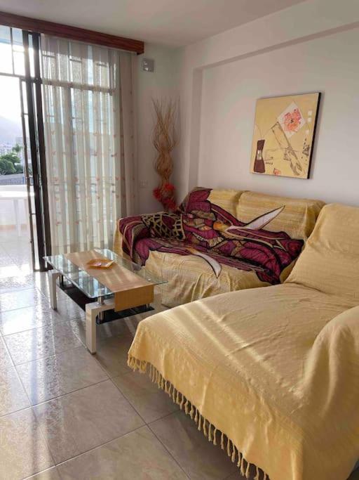 1 Bedroom Apartment With Stunning Sea View Arona  Ngoại thất bức ảnh